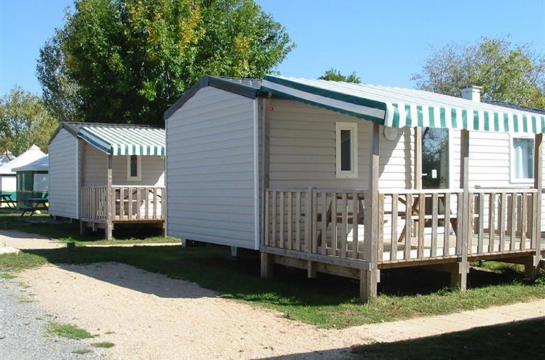 Camping Du Lac De 소종 외부 사진